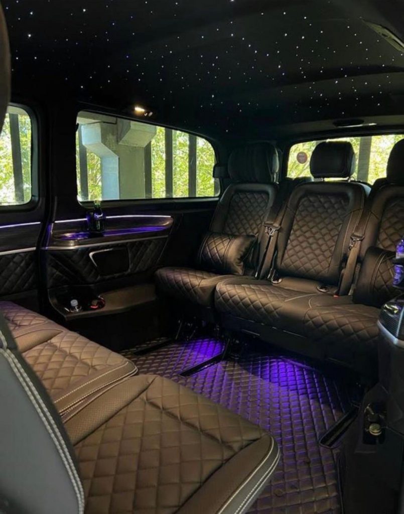 Intérieur luxe van Mercedes V-Class pour transfert privé depuis le port de croisière de Marseille